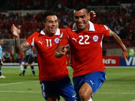 Esteban Paredes con todo apoyando a La Roja en la previa a Uruguay