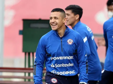 Un sonriente Alexis encabeza la última práctica de Chile