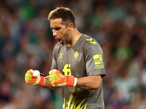 Claudio Bravo brilla y clasifica a la UEL con Betis