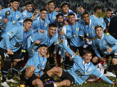 Los uruguayos de Colo Colo celebran la Copa del Mundo