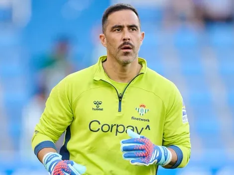 Claudio Bravo se llena de elogios en España