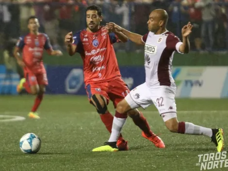 San Carlos casi sorprende a Saprissa y Cartaginés triunfa