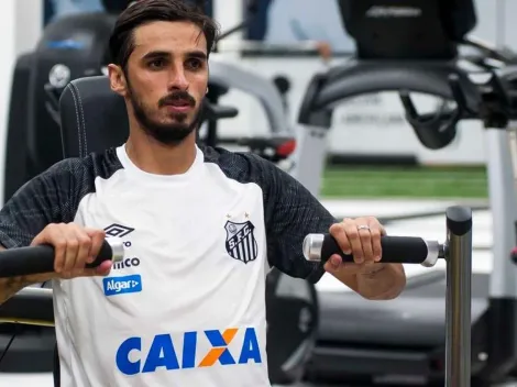 Bryan Ruiz tendría los días contados en Santos y con destino incluido