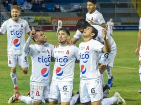 Alianza vapuleó al Alajuelense y se clasificó a siguiente ronda de la Copa Premier