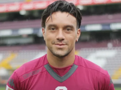 Christian Bolaños renueva contrato con Saprissa