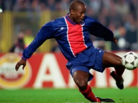 El PSG se acordó de Julio Dely Valdés en su cumpleaños