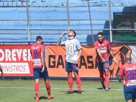 ¡Un poker para Ramiro Rocca en la goleada de Municipal!