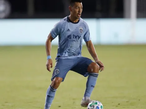 Sporting Kansas City renovó a Roger Espinoza