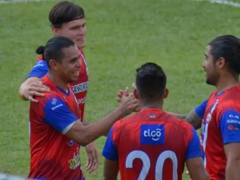 Alexander Larín marcó un golazo en Guatemala