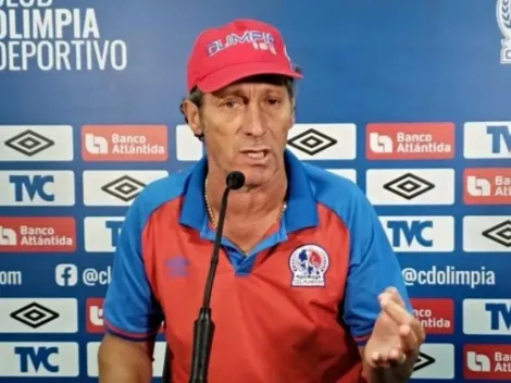 ¡Pedro Troglio se volvió loco en rueda de prensa! [VIDEO]