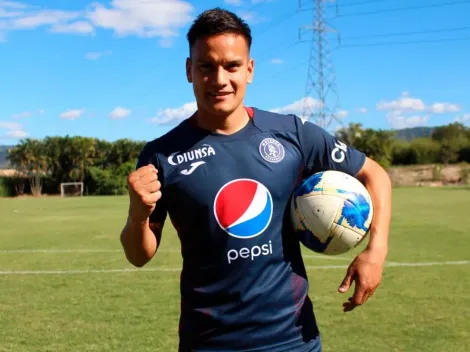 Motagua hizo oficial la llegada de un mediocampista argentino