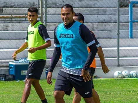 Entrenador de Antigua dio la fecha del debut de Gullit Peña