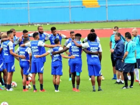 Bolillo Gómez prepara un 11 de Honduras con muchas sorpresas