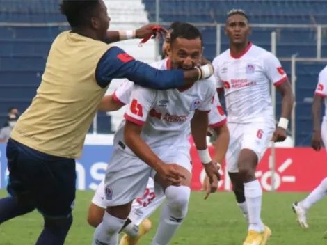 Olimpia remonta y avanza a semifinales [VIDEO]