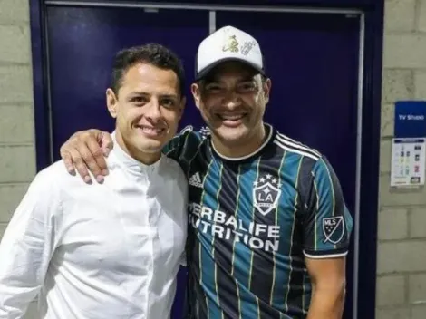 Carlos Ruiz y Javier Hernández compartieron emotivo encuentro