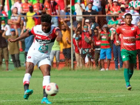 Freddy Góndola se despachó con doblete en victoria de Alajuelense (VIDEO)