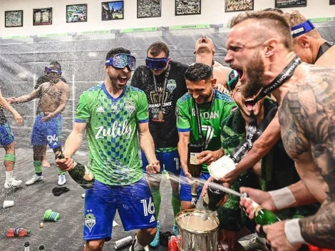 Alex Roldán protagonista en los festejos del Seattle Sounders [VIDEO]