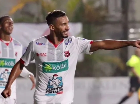 ¡Humo blanco! Cartaginés y Alajuelense logran acuerdo por Marcel Hernández