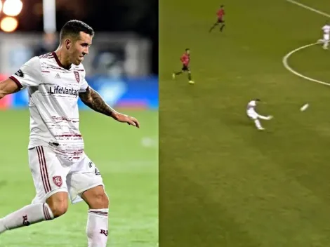 ¡Directo al Puskás! Aaron Herrera se mandó un golazo de 70 metros [VIDEO]