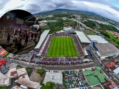 El apoyo de los morados para los jugadores del Saprissa