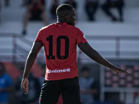 Joel Campbell juega al misterio con respecto a su futuro