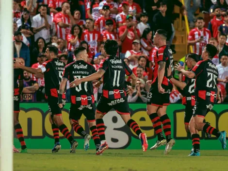 Otros clubes lo quieren: Alajuelense negocia con un futbolista que podría irse libre en 2025