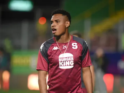 Orlando Sinclair desafía a la afición del Saprissa