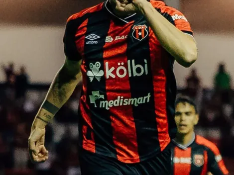 Alajuelense le cumple a Guimaraes con uno de sus principales