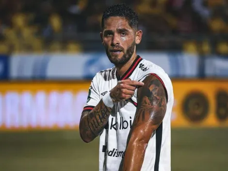 El delantero que puede marcar el final de Jonathan Moya