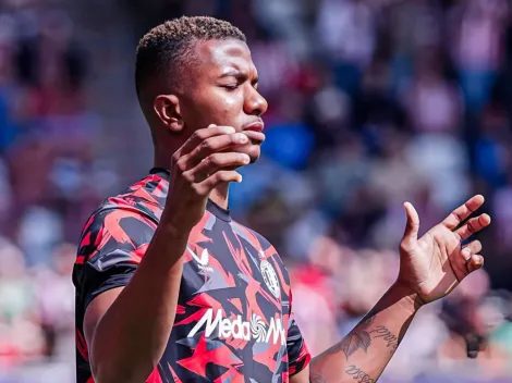 "Quedó sorprendido": Jeyland Mitchell escucha la decisión que hace posible su gran salto