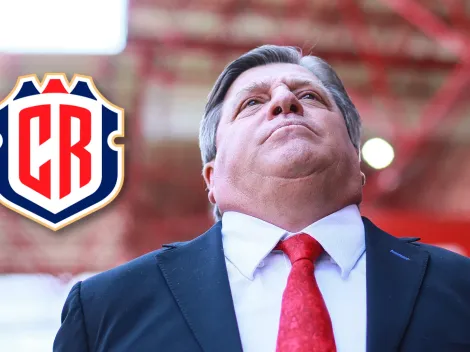 El Piojo Herrera golpea a una estrella de Costa Rica con una decisión implacable