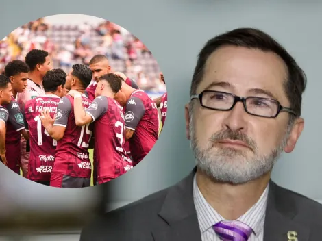 Juan Carlos Rojas prende fuego al camerino de Saprissa con un dardo para los jugadores