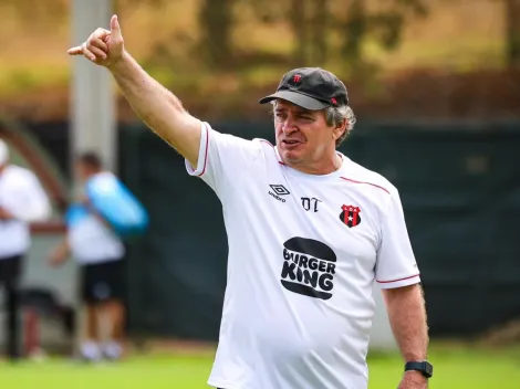 Mientras Alajuelense define qué hacer con Alberto Toril, Machillo Ramírez le da la bienvenida a un delantero