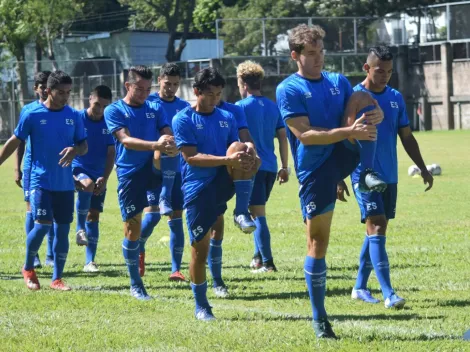 Legionario de El Salvador recibe revés por parte de su club luego de manifestar su deseo de estar en La Selecta