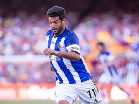 Entrenador de la Real Sociedad defiende a Carlos Vela