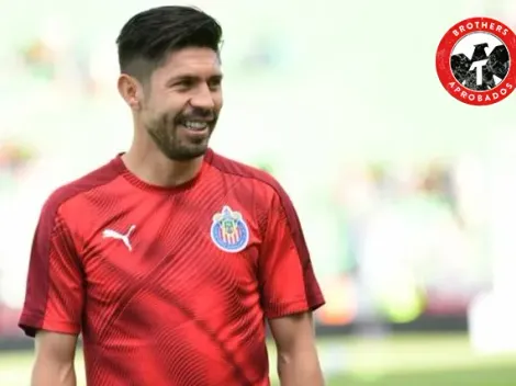 El detalle de Edson Álvarez con Oribe Peralta