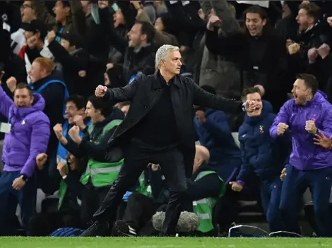 Video - Mourinho felicita a un recogepelotas por ayudarlos a ganar 