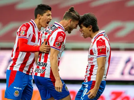 Video: Chivas y Necaxa empatan con goles de Macías... uno en propia portería