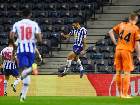 Video: Terrible error de Bentancur le da gol de vestidor al Porto del Tecatito