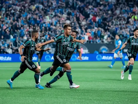 Video: Efraín Álvarez le da la victoria al Galaxy con un golazo espectacular