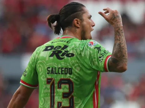 Carlos Salcedo: ¿Qué dijo en Twitter y será sancionado por la Liga MX?