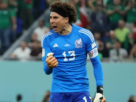 FIFA bautiza a Memo Ochoa tras atajadón histórico a Lewandowski