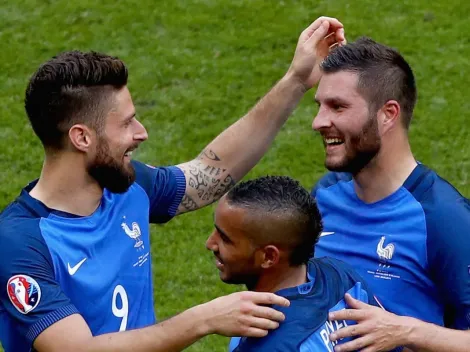 Gignac y su efusiva felicitación en vivo a Giroud ¡Bravo Guerrero!