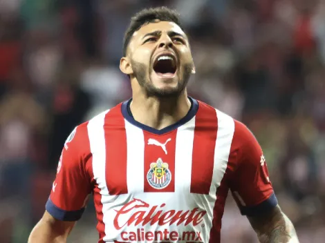 Chivas toma DRÁSTICA DECISIÓN sobre jugadores separados, ¿se van?