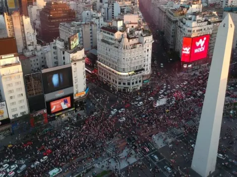 Comenzó la mega caravana de River rumbo al Monumental