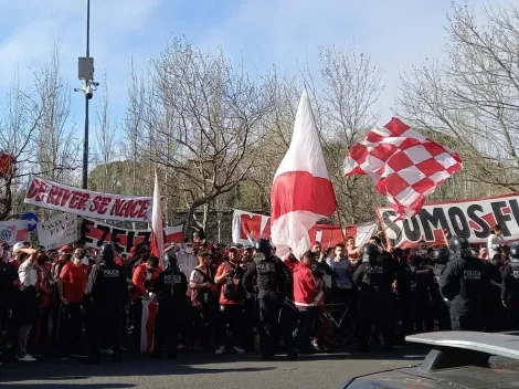 Todo el colorido del banderazo en la previa del Superclásico