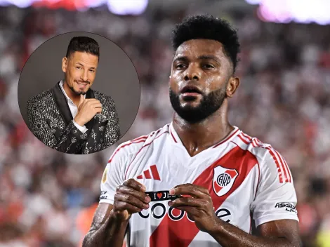 En la previa del Superclásico, Borja le regaló su camiseta a un cantante argentino