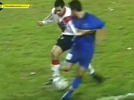 A 21 años, CONMEBOL presentó el caño de Riquelme a Yepes como en el FIFA
