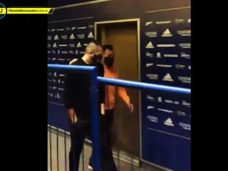 Video: Riquelme y Tevez se fueron abrazados de La Bombonera