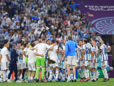 Sorpresa total: el jugador que quedó afuera de la lista y apareció en la celebración de Argentina 